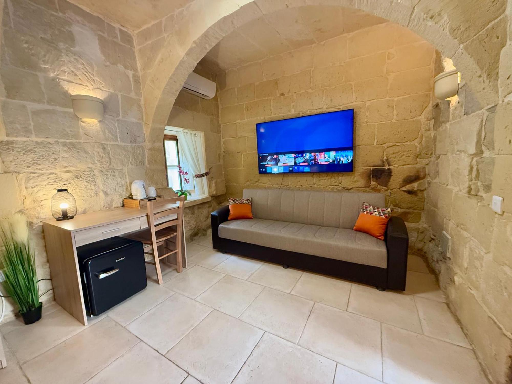 Ta' Matmura B&B Għarb Exterior foto